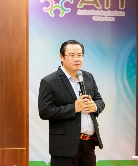 TRẦN ANH TUẤN